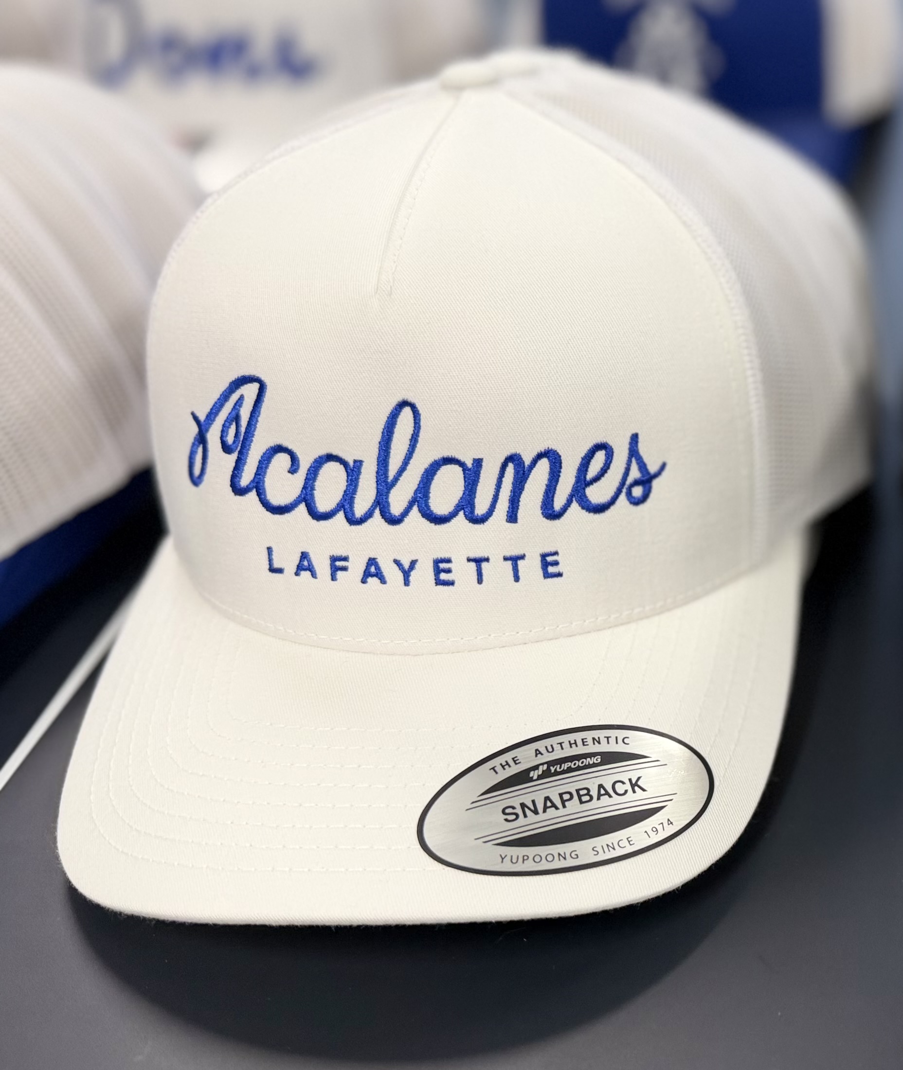 Acalanes Script (White)